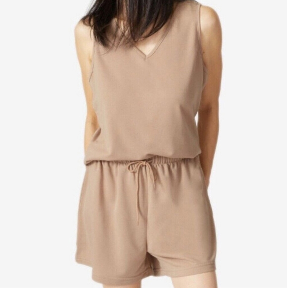 2/$75! NYDJ French Terry Lounge Set - Picture 1 of 10